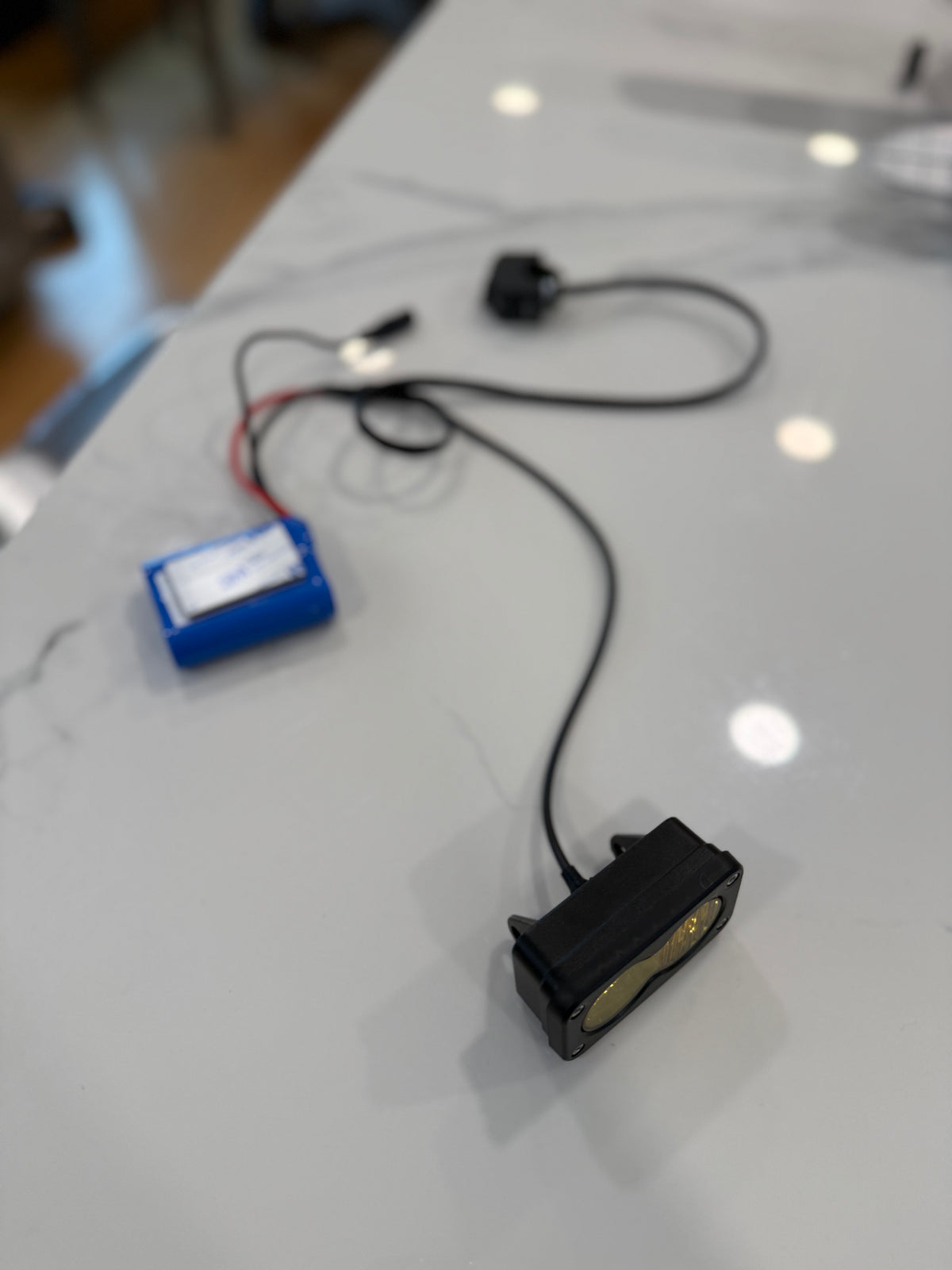 Rechargeable Battery Powered Baja Light